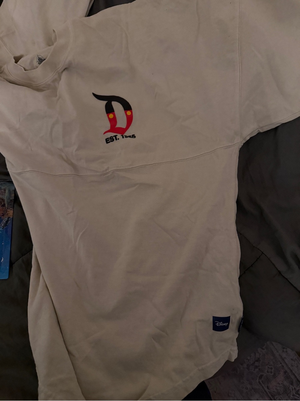 Disney Cream Long-Sleeve Spirit Jersey size small